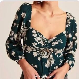 Abercrombie & Fitch Green Floral Smocked Back Cutout Crop Top S